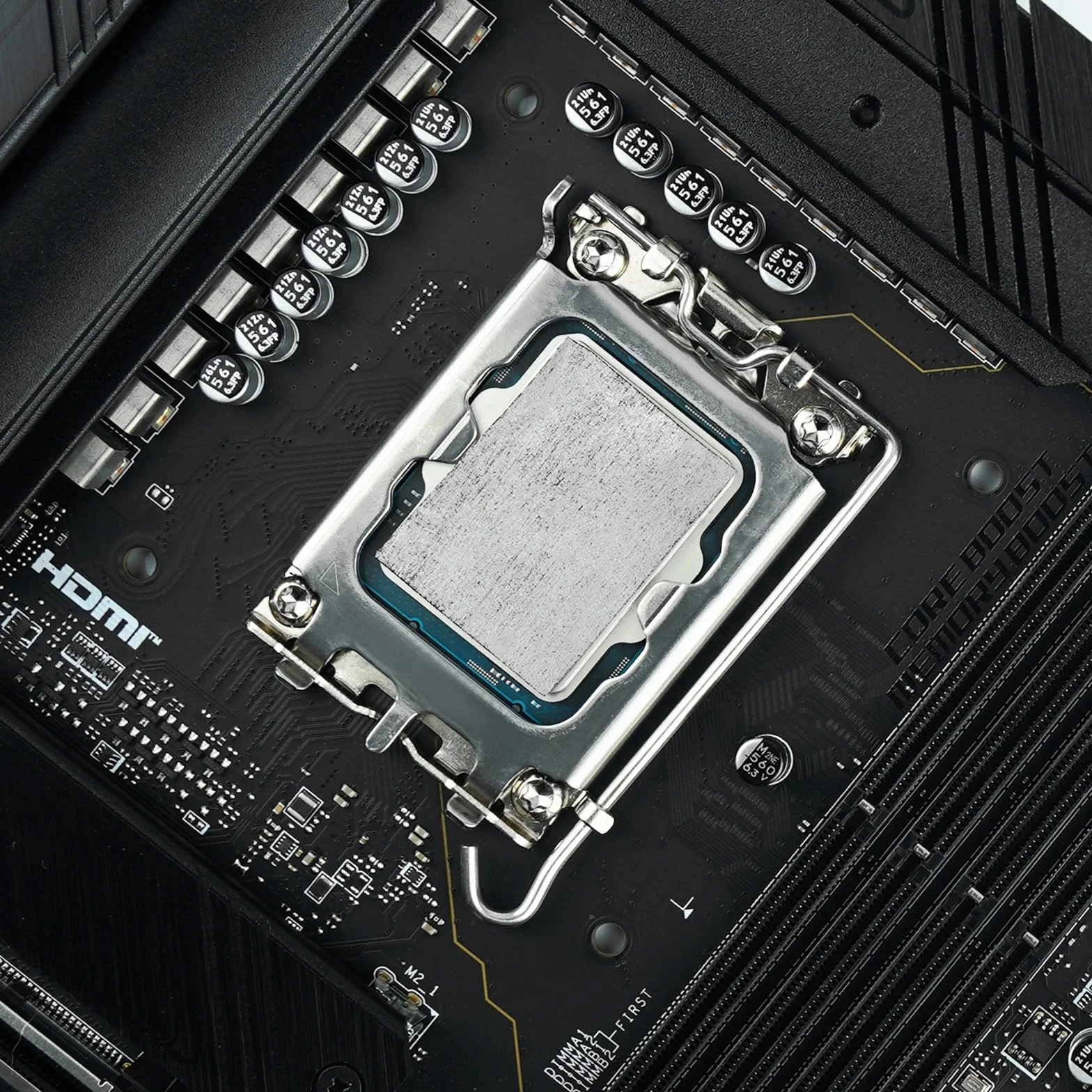 Thermal Grizzly KryoSheet (68 x 51 x 0,2 mm) – grafenowa podkładka termiczna o bardzo wysokiej przewodności cieplnej – idealna alternatywa dla pasty termicznej na CPU/GPU/PS4/PS5/Xbox - wyprodukowano